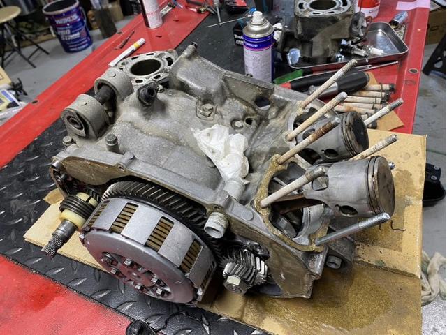 RZ250レストア作業 エンジン腰上 クラッチOH