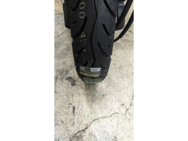 AF61トゥデイ タイヤ交換