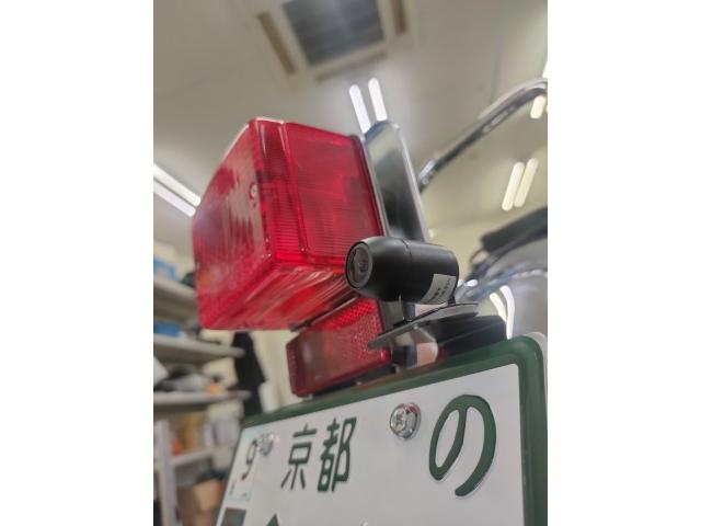 リアカメラは堂々としてますが
これであおり運転防止につながるんです