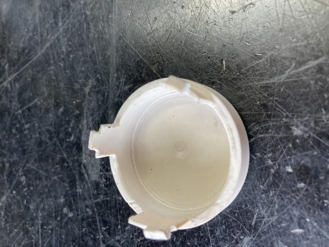 これを機会に裏蓋の部分を制作しました。これでプラスチックが欠けてもOK。思い切り壊せます!!