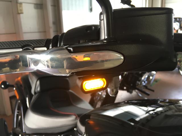 ハーレーダビッドソン カスタム FXBRS ウィンカー交換 サンダーバイク LED ブレイクアウト 2018年モデル ミルウォーキーエイト フロント  ハーレー 極小 M8 （（株）バイクプラザヤマノ の作業実績 2018/11/02）｜バイクの整備・メンテナンス・修理なら【グーバイク】
