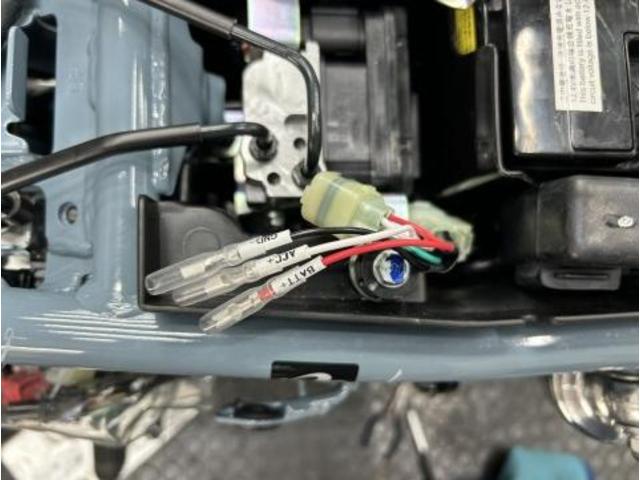 電源取り出しハーネス