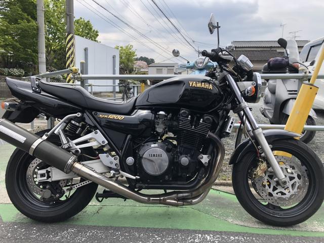 YAMAHA/XJR1200のタイヤ交換（バイクショップＳｔｒａｔｅｇｙ福大ガレージの作業実績  2020/04/10）｜バイクの整備・メンテナンス・修理なら【グーバイク】