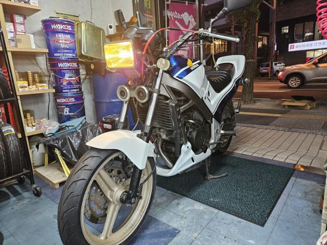 VTZ250のハンドル交換など【福岡中央店】（バイクショップＳｔｒａｔｅｇｙ福岡中央店の作業実績  2024/10/21）｜バイクの整備・メンテナンス・修理なら【グーバイク】