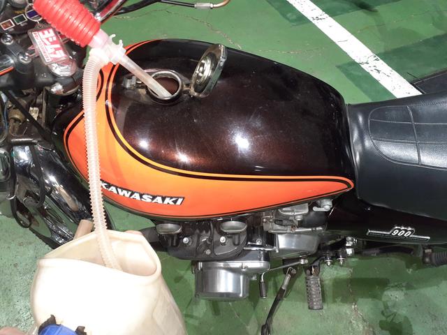 福島県 福島市 Kawasaki ｚ１ ガソリン抜き換え ｍｏｔｏｒｒａｄ ｆｕｋｕｓｈｉｍａの作業実績 19 10 26 バイク の整備 メンテナンス 修理なら グーバイク