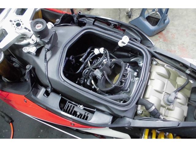 DUCATI １１９９パニガーレ 車検でエアクリーナー点検 いわき市 カワサキ正規店 ビップブラザーズ（（株）ビップブラザーズの作業実績  2019/02/05）｜バイクの整備・メンテナンス・修理なら【グーバイク】