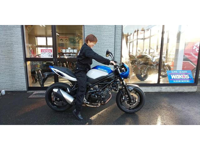 スズキSV650X 2021年700kmローダウン立ちごけ1回個人出品 - スズキ