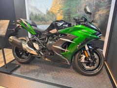 カワサキ　Ｎｉｎｊａ　Ｈ２　ＳＸ　ＳＥ