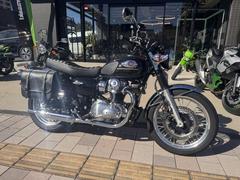 カワサキ　Ｗ８００　２０２５年　ＥＴＣ２．０　サドルバック左右付き　ＡＢＳ　グリップヒーター　エンジンガード