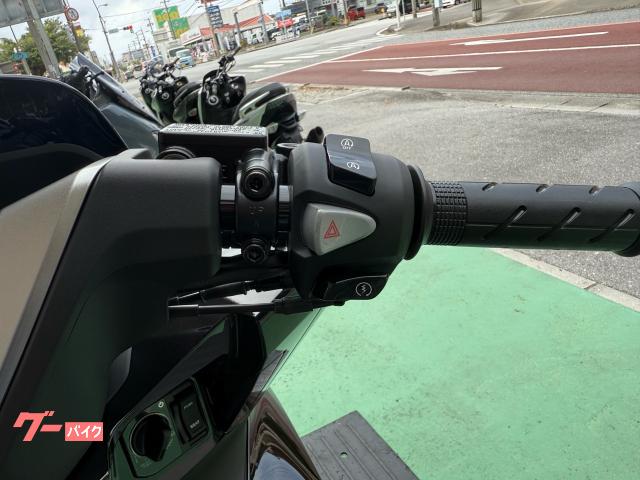 スタッフ一同、皆様のご来店を心よりお待ち申し上げております。 スタッフ一同、皆様のご来店を心よりお待ち申し上げております。