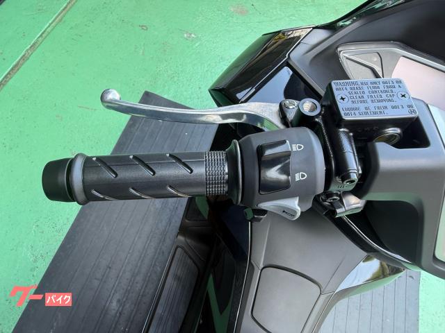 スタッフ一同、皆様のご来店を心よりお待ち申し上げております。 スタッフ一同、皆様のご来店を心よりお待ち申し上げております。