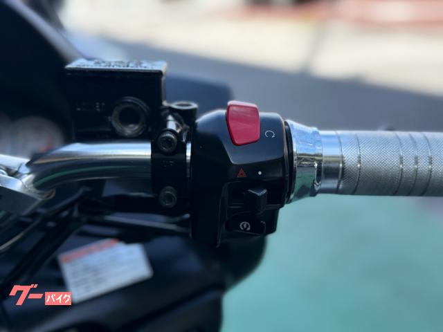 スタッフ一同、皆様のご来店を心よりお待ち申し上げております。 スタッフ一同、皆様のご来店を心よりお待ち申し上げております。