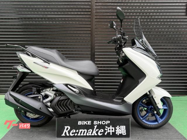 ヤマハ マジェスティＳ　ＳＧ５２Ｊ　２０２０年モデル　純正スクリーン　リアキャリア　シルキーホワイト
