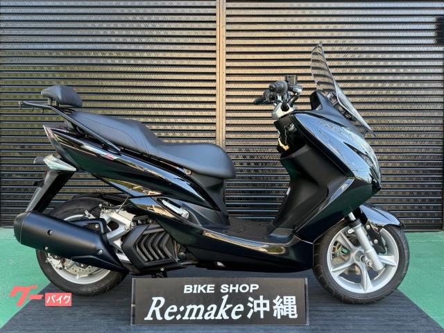 ヤマハ マジェスティＳ　ＳＧ２８Ｊ　２０１６年モデル　バックレスト　リアキャリア　ブラックメタリックＸ
