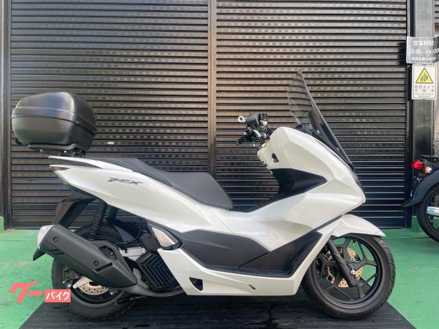 ＰＣＸ１２５　ＪＫ０５　２０２３年モデル　純正ロングスクリーン　ＧｉＶｉリアボックス　パールジャスミンホワイト