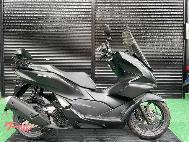 ホンダ ＰＣＸ１２５　ＪＫ０５　２０２１年モデル　純正ロングスクリーン　バックレスト　マットギャラクシーブラックメタリック