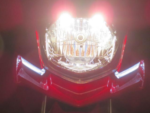 ● 新作ヘッドランプリフレクター&フロント導光タイプLEDポジションランプ ● ● 新作ヘッドランプリフレクター&フロント導光タイプLEDポジションランプ ●