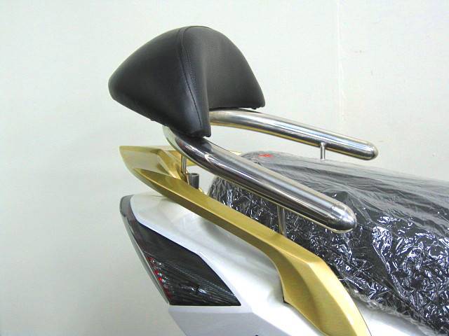 ●タンデムバックレスト● ●タンデムバックレスト●