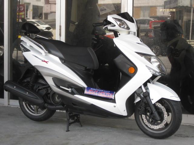 ●防犯アラーム、HID、バックレスト付です● ●防犯アラーム、HID、バックレスト付です●