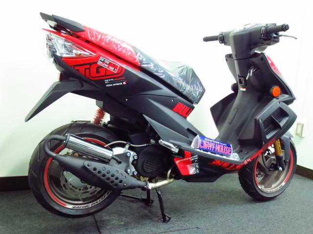 貴重な 規制前のフルパワー2サイクル50ccエンジンを搭載したスポーツモデル 貴重な 規制前のフルパワー2サイクル50ccエンジンを搭載したスポーツモデル