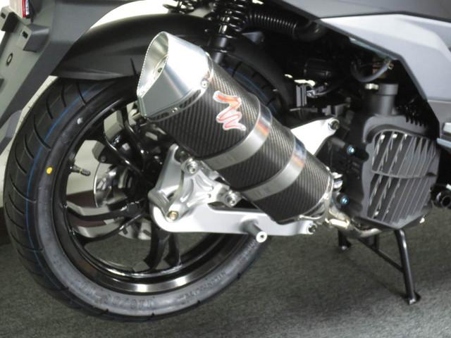 ◇ トライオーバルタイプのカーボンマフラー ◇ トライオーバルタイプのカーボンマフラー