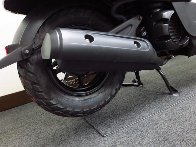 ●ヤマハ独自の水冷4サイクル3バルブFIエンジンを搭載● ●ヤマハ独自の水冷4サイクル3バルブFIエンジンを搭載●