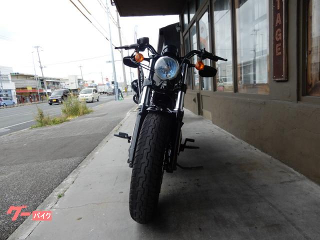 ノーマルのままでも、かなりかっこいい車両。このバイクに一目ぼれする方は多いです! ノーマルのままでも、かなりかっこいい車両。このバイクに一目ぼれする方は多いです!
