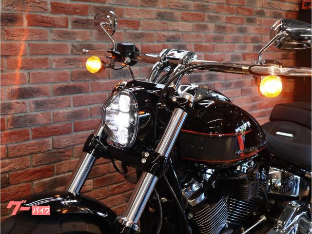 灯火類はフロントウインカー以外オールLEDです。 灯火類はフロントウインカー以外オールLEDです。