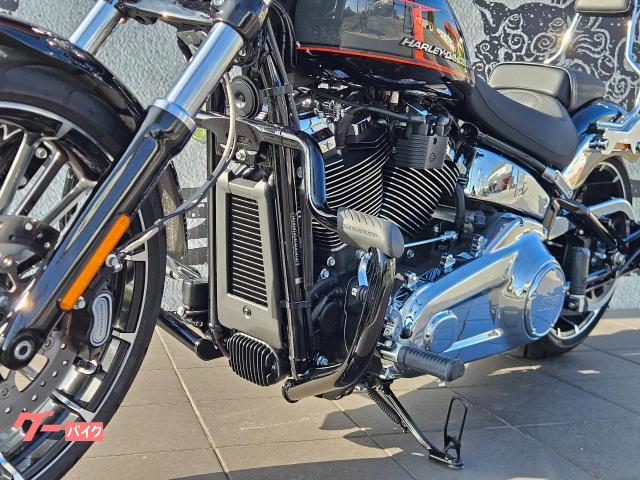 エンジンガード搭載 エンジンガード搭載