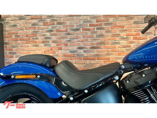 カスタムシートの様なオシャレなデザインシート。楽なポジションで疲れにくい。 カスタムシートの様なオシャレなデザインシート。楽なポジションで疲れにくい。