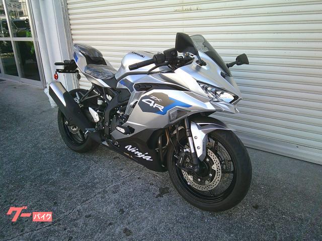 カワサキ Ninja ZX−4R SE (シルバーM) 新車(在庫あり