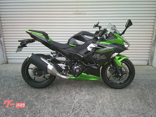 カワサキ（KAWASAKI）1999年 Ninja ZX-7R・カラーチェンジのカタログ