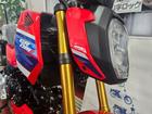 インナーチューブ径　３１ｍｍの倒立式フロントフォークをマウント