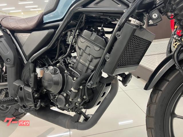 シートカバー、ヘルメットホルダー、サドルバッグサポート付! シートカバー、ヘルメットホルダー、サドルバッグサポート付!
