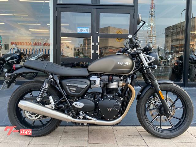 ＴＲＩＵＭＰＨ スピードツイン９００