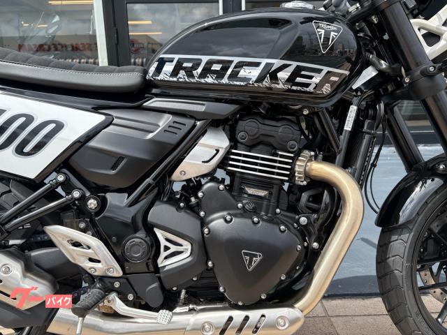 ショールームは牧港ブルーシール向かい。最新ラインナップの新車と試乗車も多数用意しております。