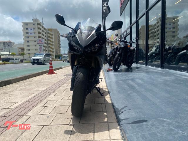 大事に乗られてきた非常にきれいなコンディションです。 大事に乗られてきた非常にきれいなコンディションです。