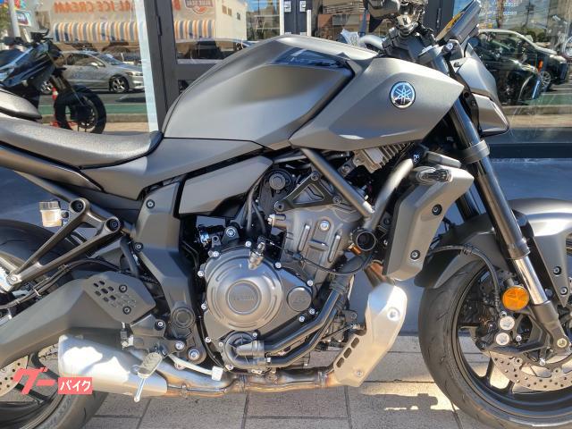 ショールームは牧港ブルーシール向かい。最新ラインナップの新車とレンタルバイクも多数用意しております。 ショールームは牧港ブルーシール向かい。最新ラインナップの新車とレンタルバイクも多数用意しております。