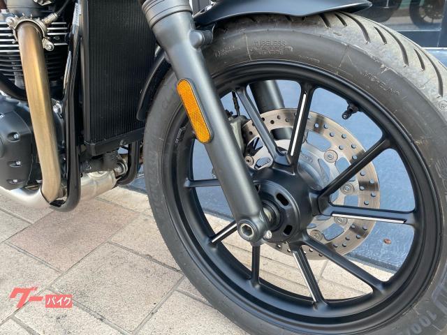 スピードツイン900 トライアンフ認定中古車 ワンオーナー エンジンガード 2ライディングモード