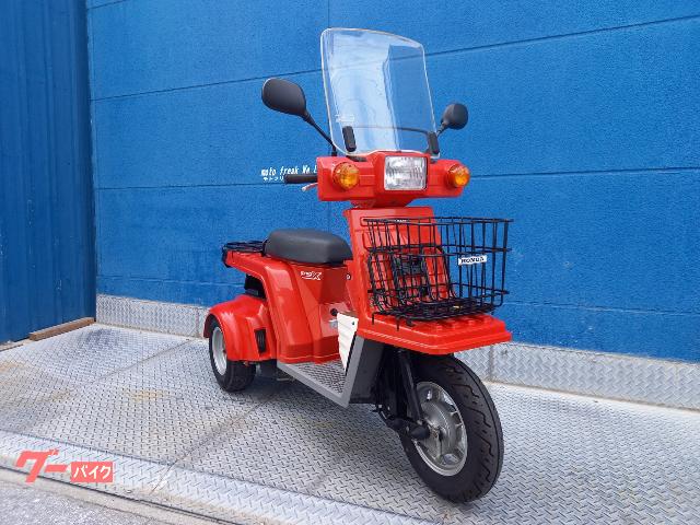 認証工場で整備・点検を行った高品質車だけを厳選して販売しております。 認証工場で整備・点検を行った高品質車だけを厳選して販売しております。