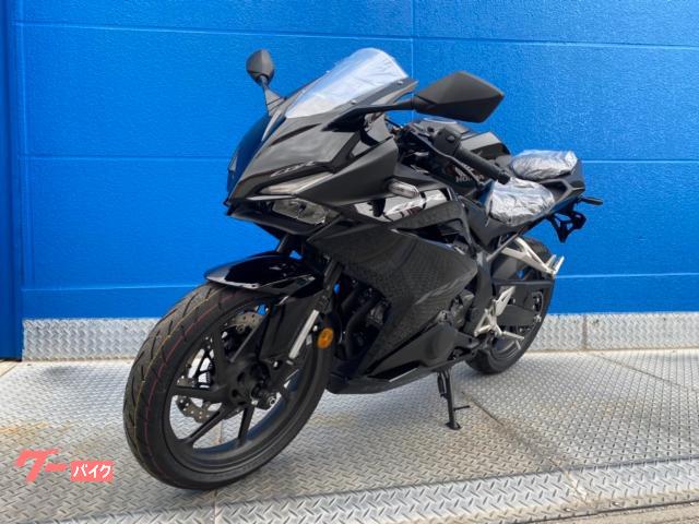 各ブランドのライバル車種の中から、店頭で見て、触れてバイクを選んで頂けます。 各ブランドのライバル車種の中から、店頭で見て、触れてバイクを選んで頂けます。