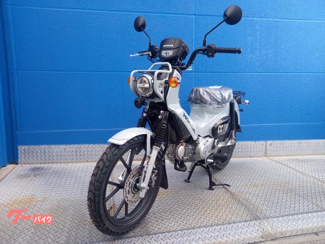 各ブランドのライバル車種の中から、店頭で見て、触れてバイクを選んで頂けます。 各ブランドのライバル車種の中から、店頭で見て、触れてバイクを選んで頂けます。