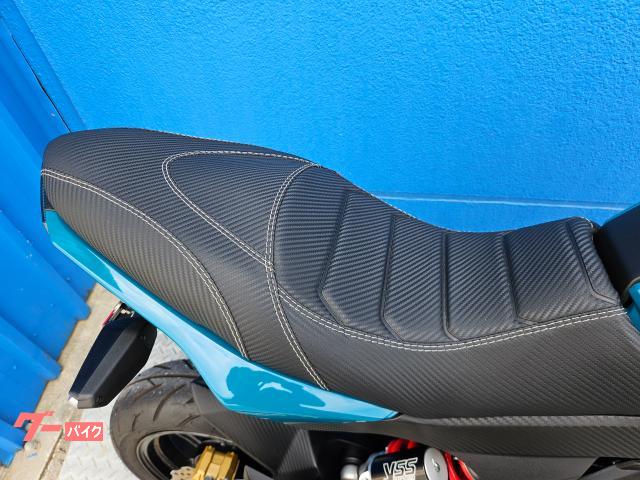 中古車保証は6ヶ月♪万一の際はレッカーサービスも行います。 中古車保証は6ヶ月♪万一の際はレッカーサービスも行います。