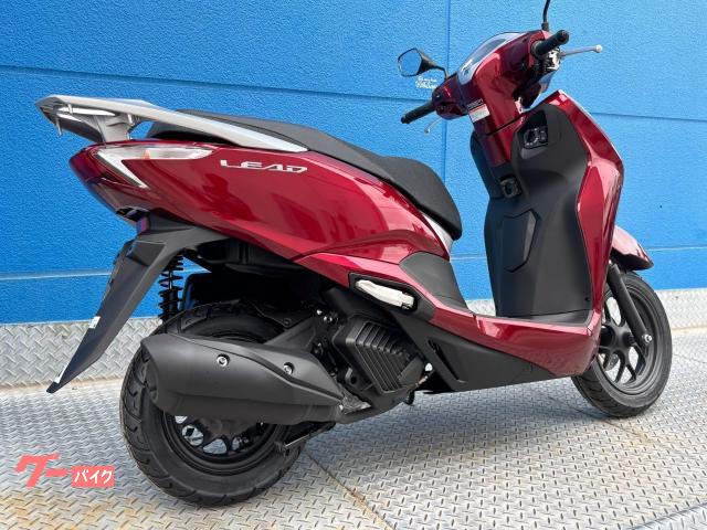 各ブランドのライバル車種の中から、店頭で見て、触れてバイクを選んで頂けます。