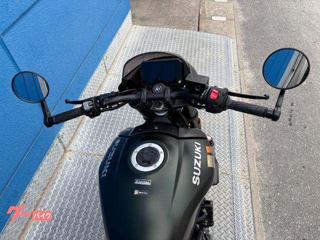 各ブランドのライバル車種の中から、店頭で見て、触れてバイクを選んで頂けます。