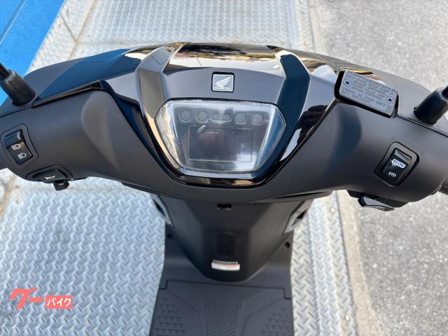 最新モデル〜輸入車まで、バラエティ豊かなラインナップをぜひ見に来てください♪