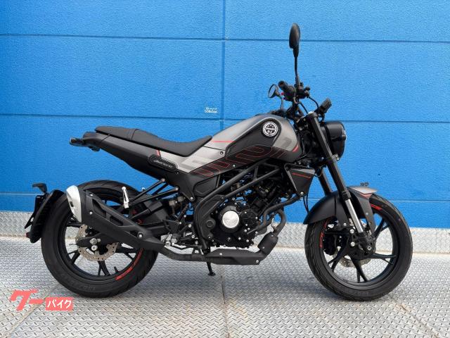 ＢＥＮＥＬＬＩ レオンチーノ１２５