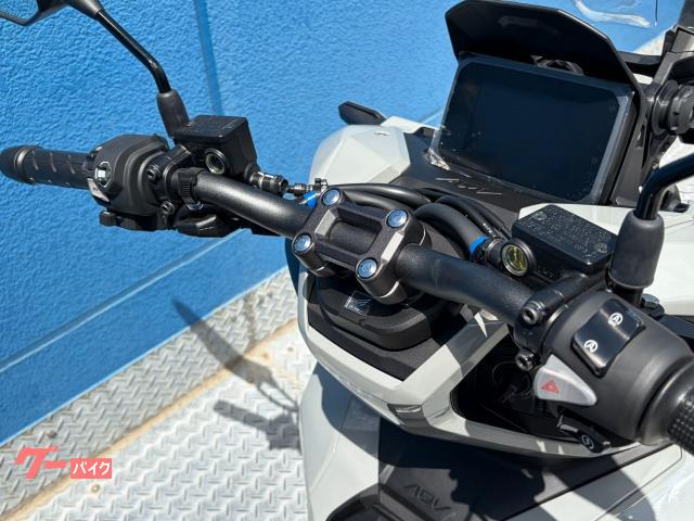 各ブランドのライバル車種の中から、店頭で見て、触れてバイクを選んで頂けます。 各ブランドのライバル車種の中から、店頭で見て、触れてバイクを選んで頂けます。