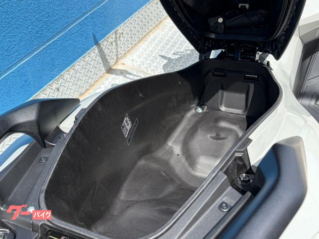 各ブランドのライバル車種の中から、店頭で見て、触れてバイクを選んで頂けます。 各ブランドのライバル車種の中から、店頭で見て、触れてバイクを選んで頂けます。