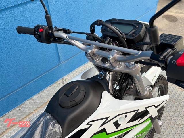 各ブランドのライバル車種の中から、店頭で見て、触れてバイクを選んで頂けます。